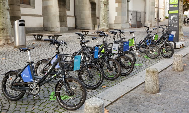 Zurich unveils plans for 100 new bike rental stations in massive expansion