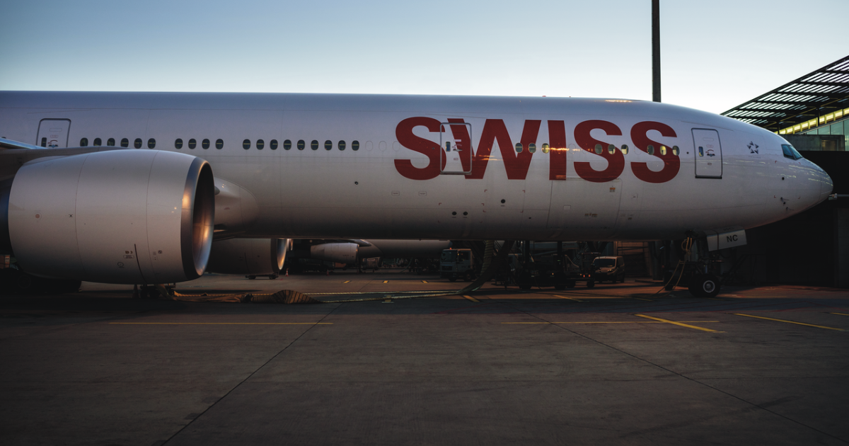 SWISS flight from Chicago to Zurich makes emergency landing over "pungent odour"