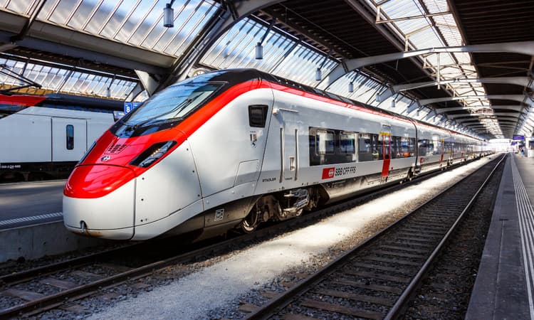 SBB in talks with neighbouring nations in bid to reduce heavy train delays