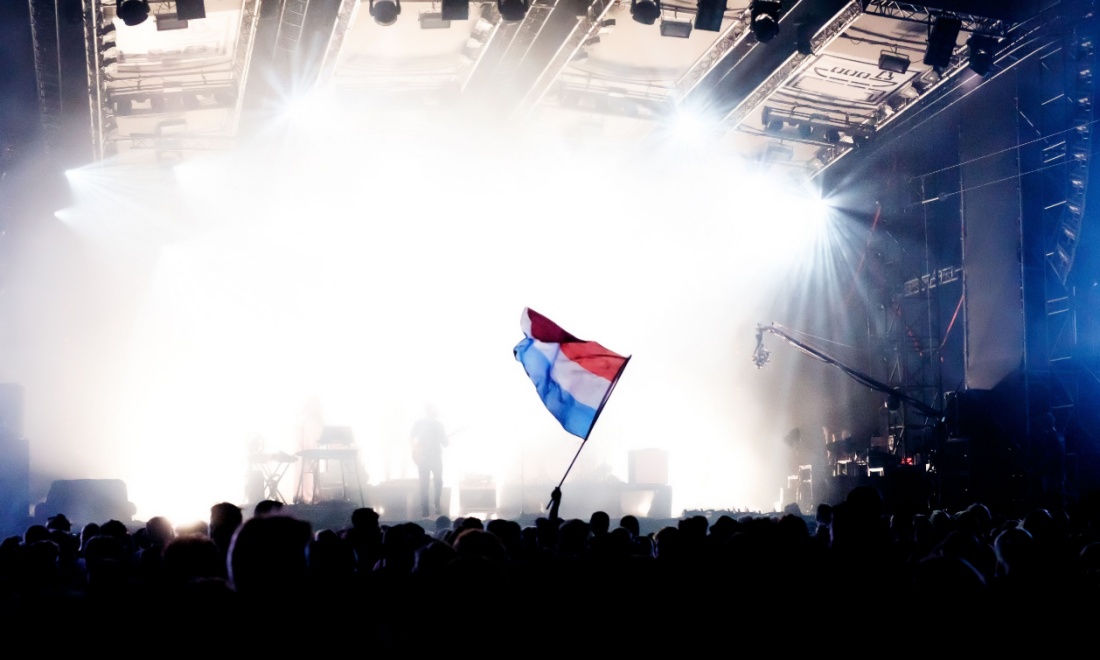 Learn Dutch by singing along to this year's Eurovision entry