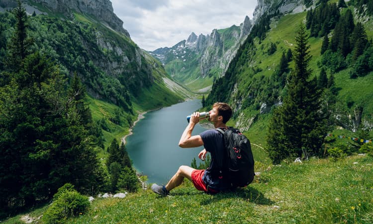 Working in Switzerland: Can my employer force me to take time off?