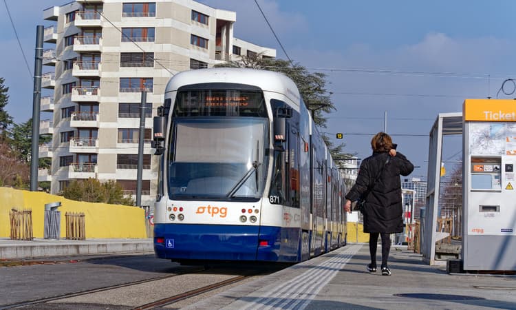 Staff at TPG in Geneva threaten strike action for the start of 2024