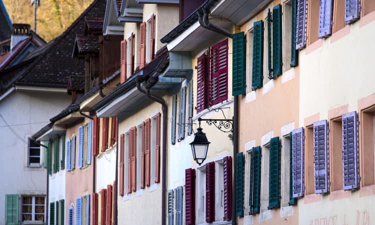 Which towns in Switzerland have the cheapest homes for sale?