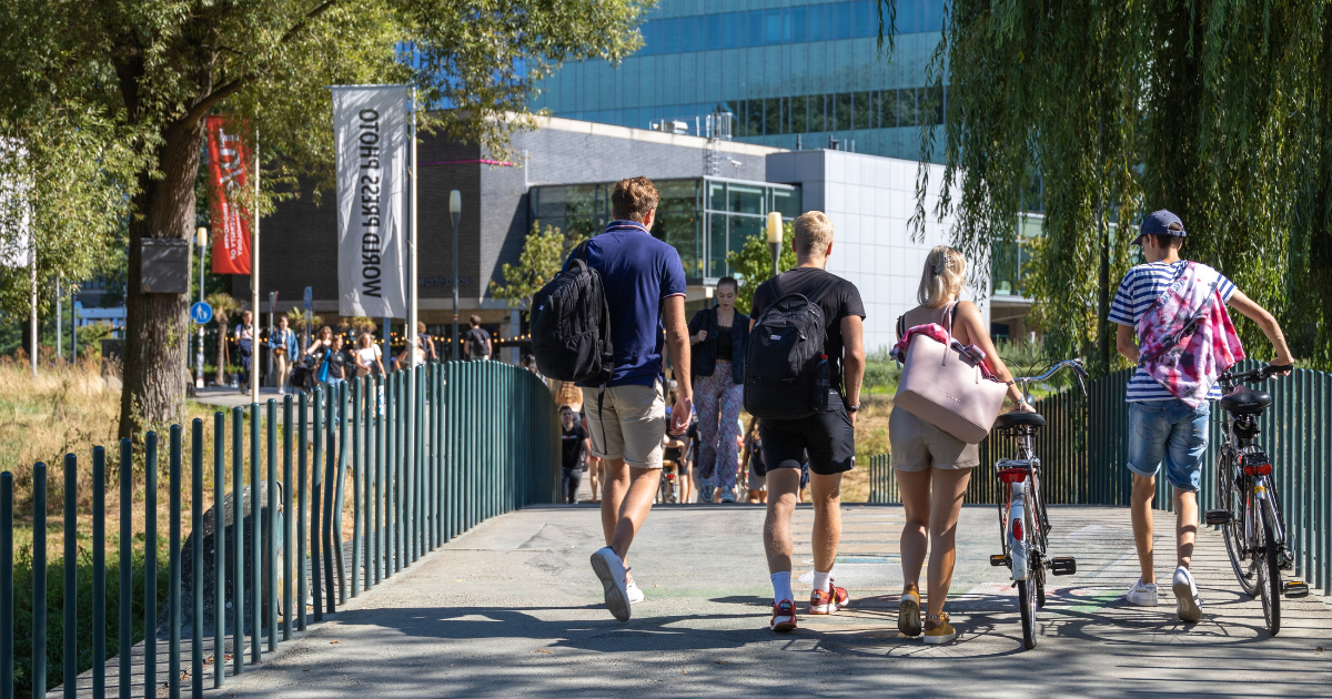 International student numbers drop for the first time in 20 years