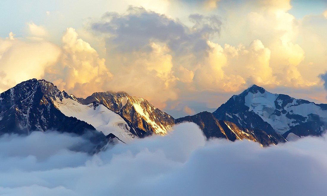[Video] Amsterdam surrounded by mountains...what might that look like?