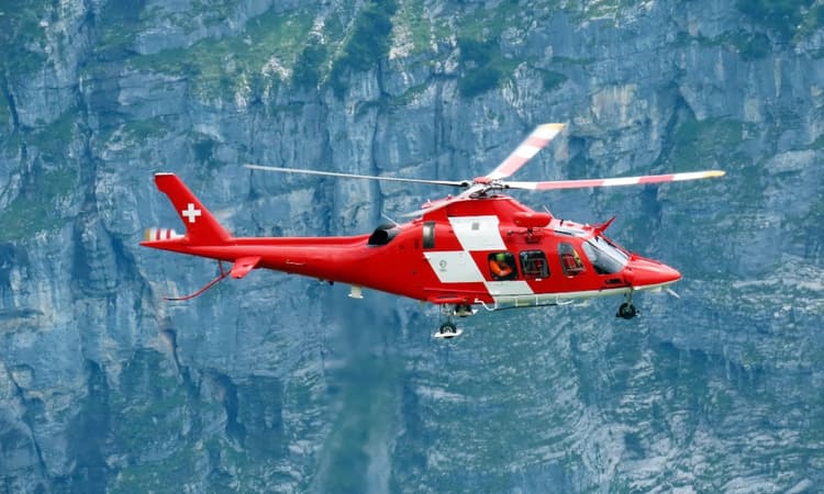 Over 150 people evacuated by helicopter after Niesenbahn breaks down