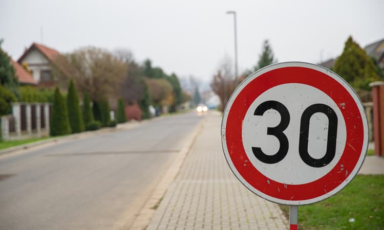 St. Gallen to lower speed limits in city to 30 km / h to reduce noise