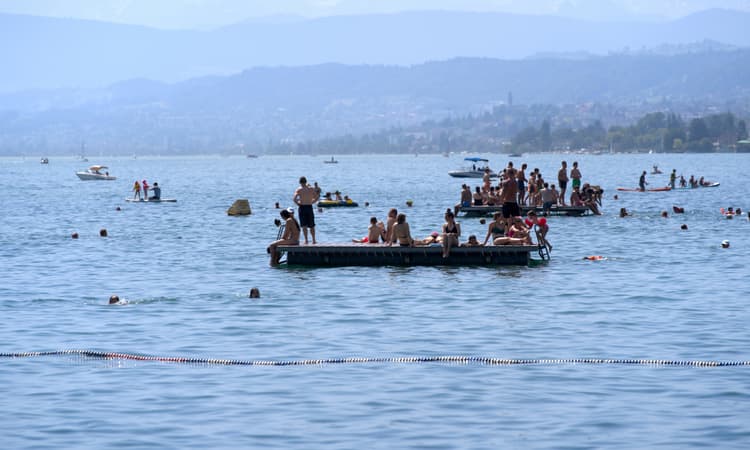 Zurich swimming pools celebrate record summer season in 2023