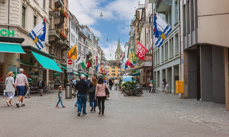 Federal department admits that Switzerland is systemically racist