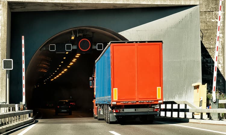 New Gubrist Tunnel to open at the end of April