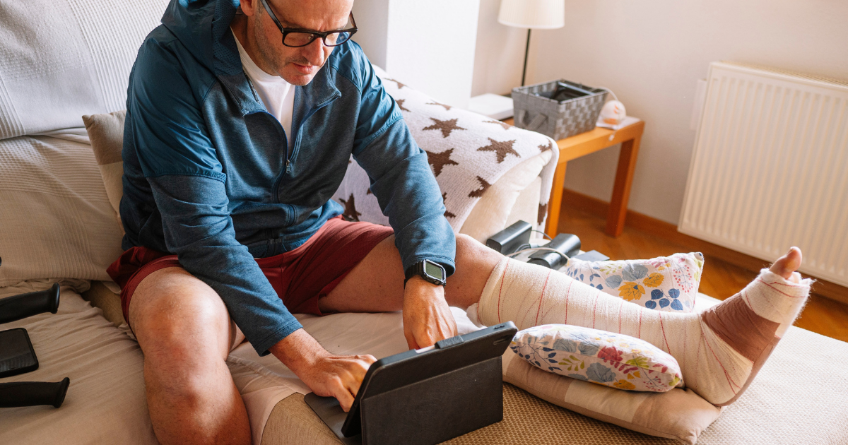 Swiss health insurance costs rise to 4.834 francs per capita, reports FOPH