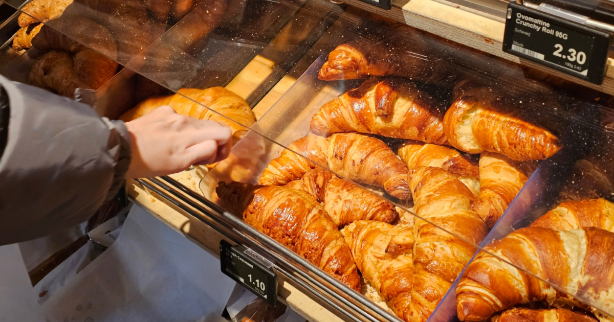 Swiss woman banned from Coop for forgetting to scan Gipfeli