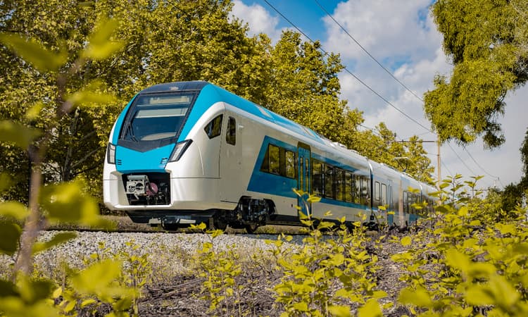 Swiss hydrogen train travels 2.803 kilometres without refuelling