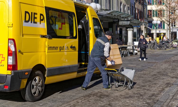 Swiss Post breaks its record for parcels delivered in a day