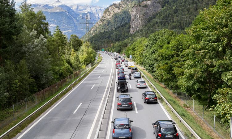 Swiss politicians want to cut tax breaks for drivers