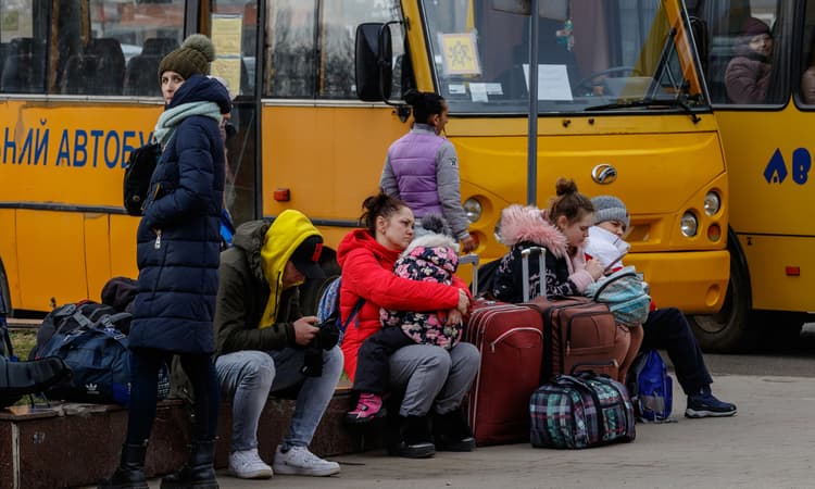 SVP calls for heavy restrictions on Ukrainian refugees