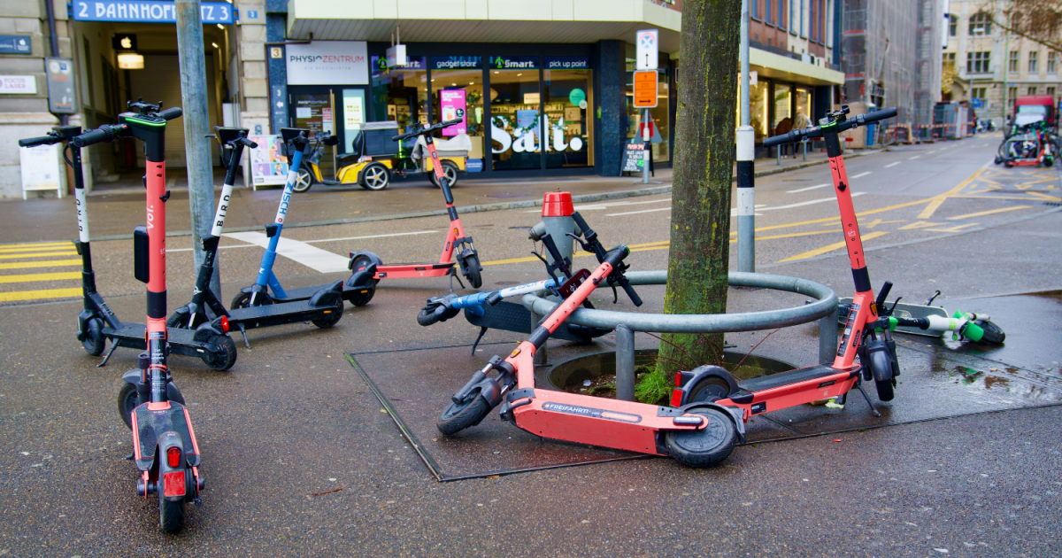 Swiss gov’t mulls mandatory helmets for e-scooters