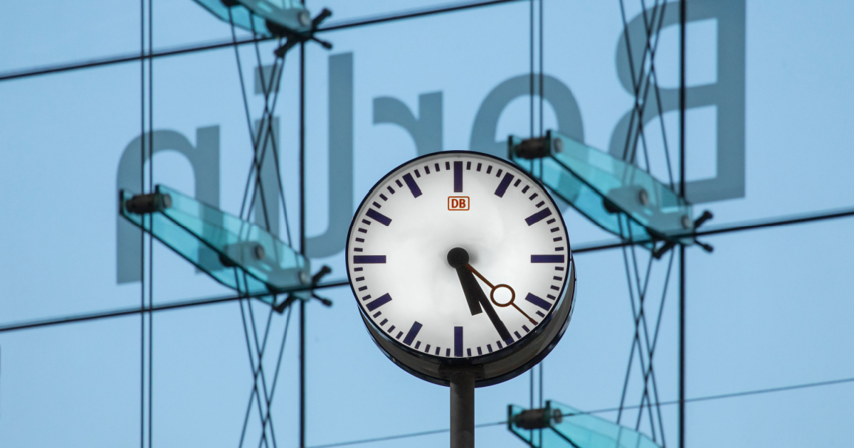 Deutsche Bahn Clock Delays