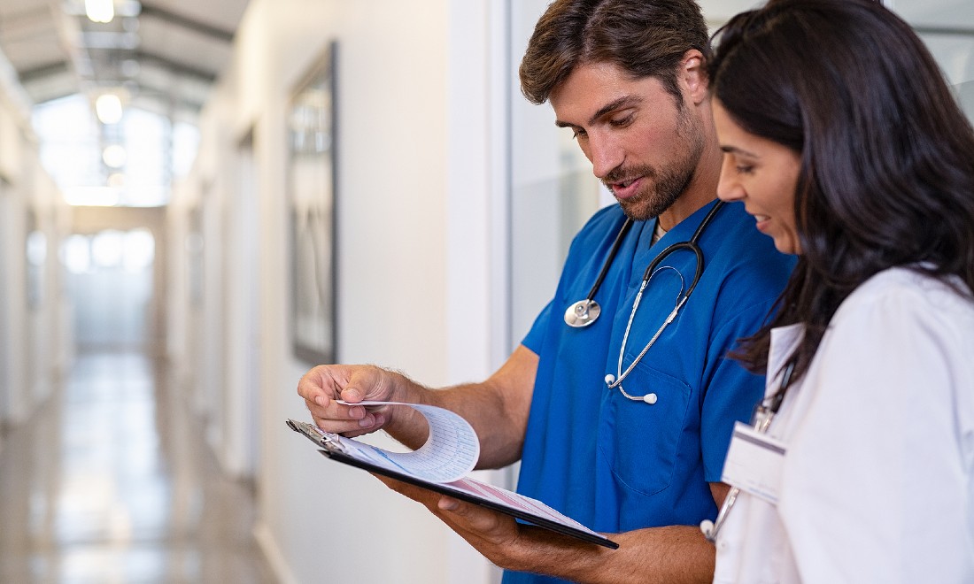 Dutch government allocates millions to increase healthcare salaries