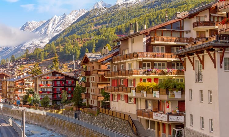 Long-term mortgage interest rates to fall in Switzerland