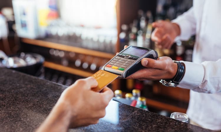 Major Swiss restaurant chain to ditch cash entirely