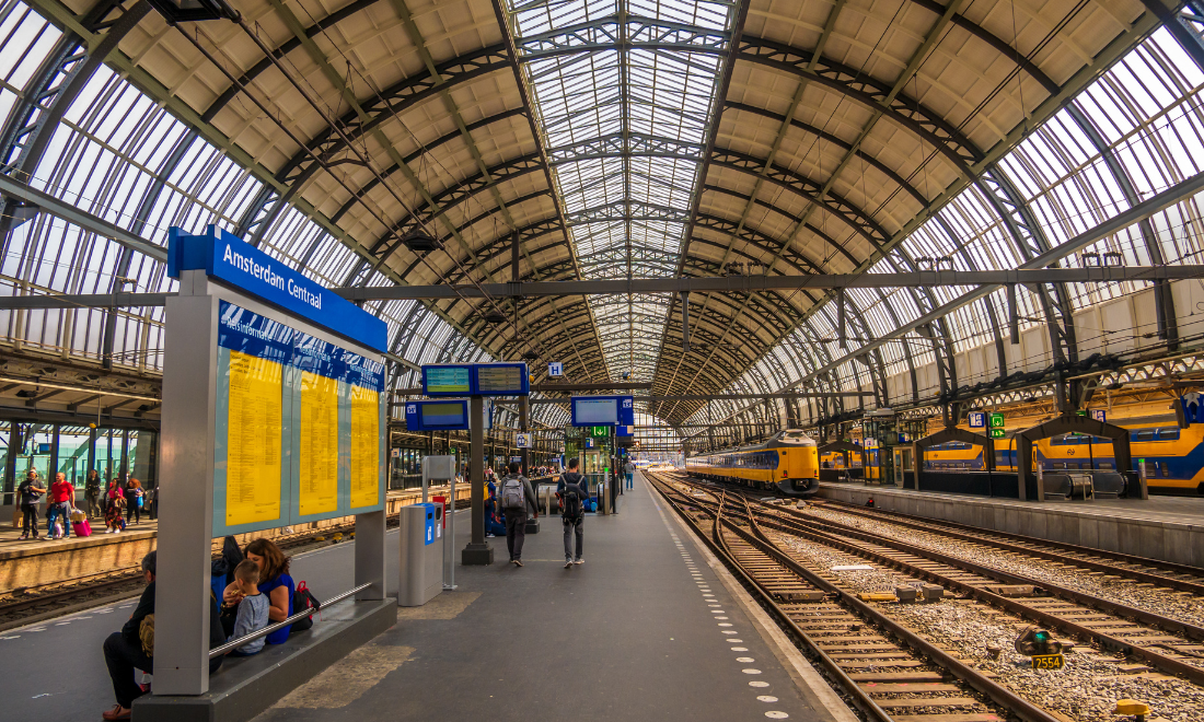 Trains around Amsterdam and Schiphol face disruptions from January 10