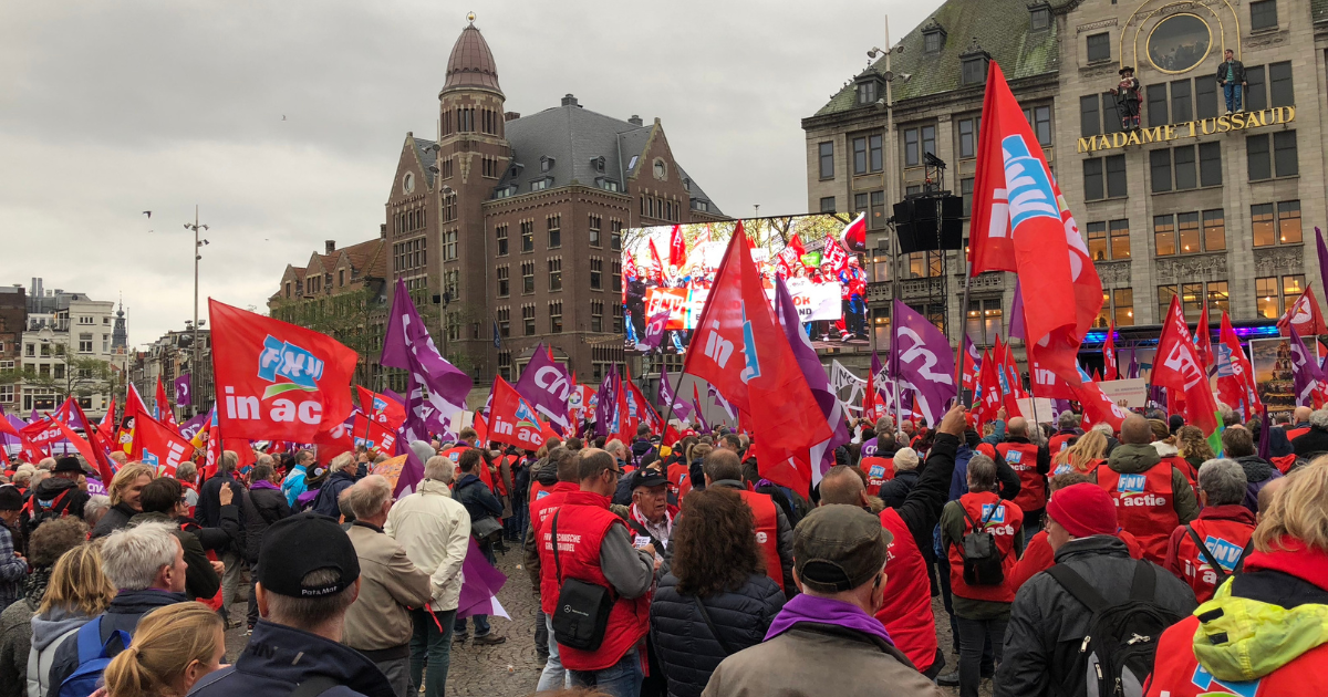 Dutch government to review benefit cuts after trade unions threaten strikes