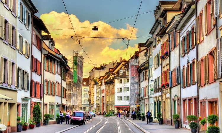 Where are rental costs highest (and lowest) in Switzerland?