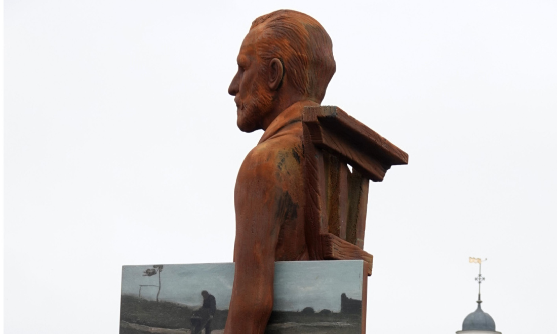 Vincent van gogh statue stolen assen