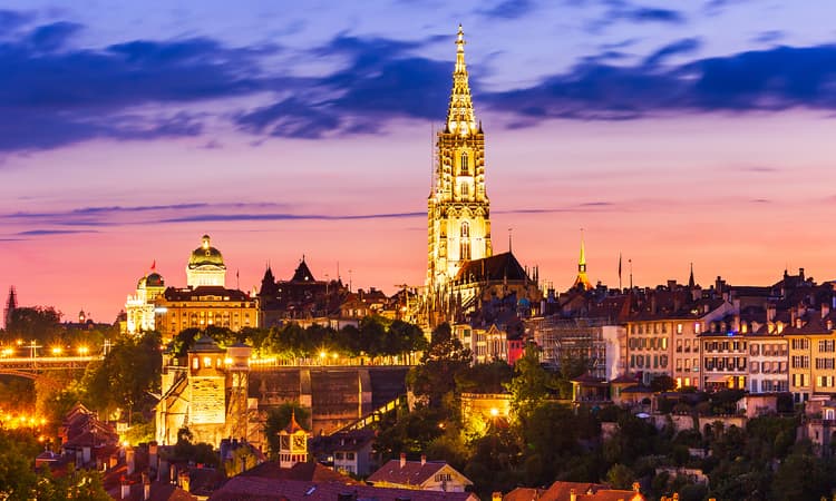 Bern Minster forced to turn its lights back on to avoid planes crashing into it