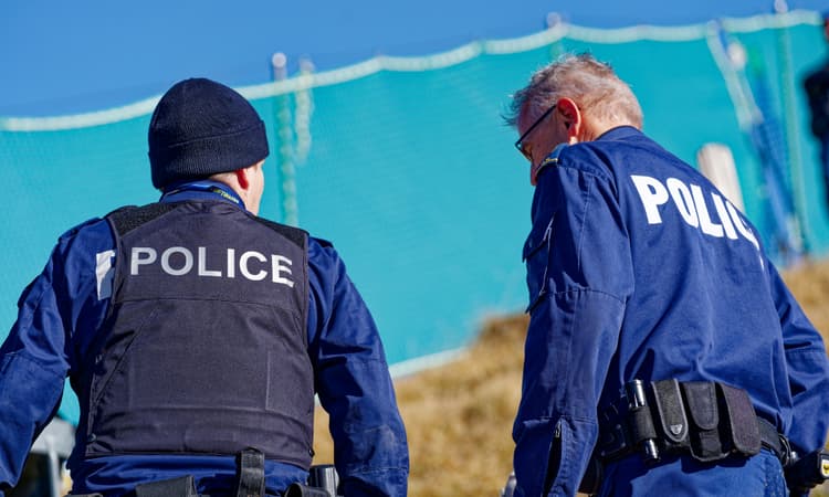 Swiss police arrest armed robbers, who turn out to be film crew
