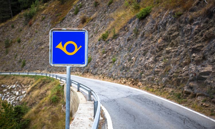 Dü-Da-Do: PostBus horn celebrates 100 years of use on Swiss roads