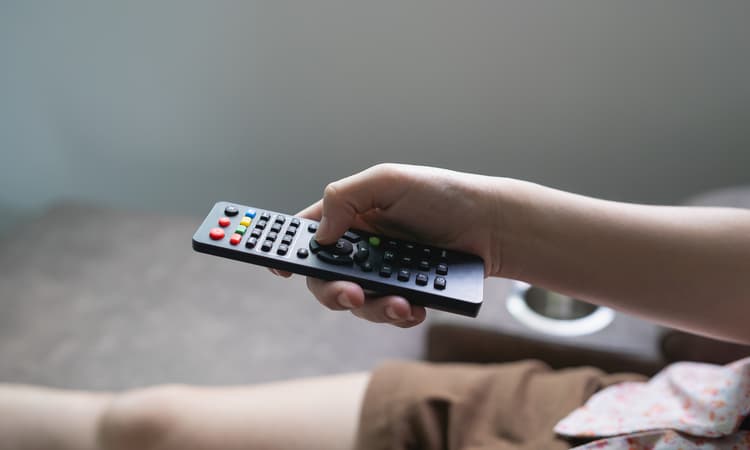 Swiss TV providers to charge up to 94 francs a year for catch up and replay