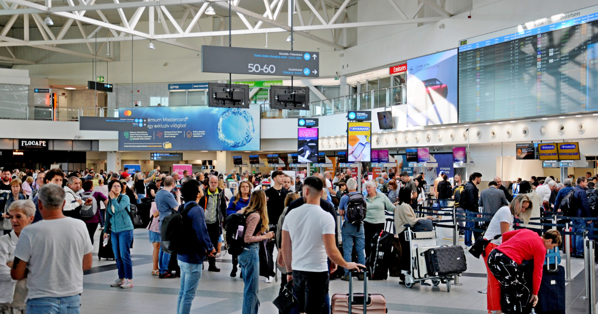 Major EU flight rules changing in 2027: From personal bags to faster refunds