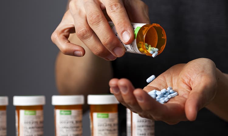 Switzerland faces a shortage of crucial medicines, warns government