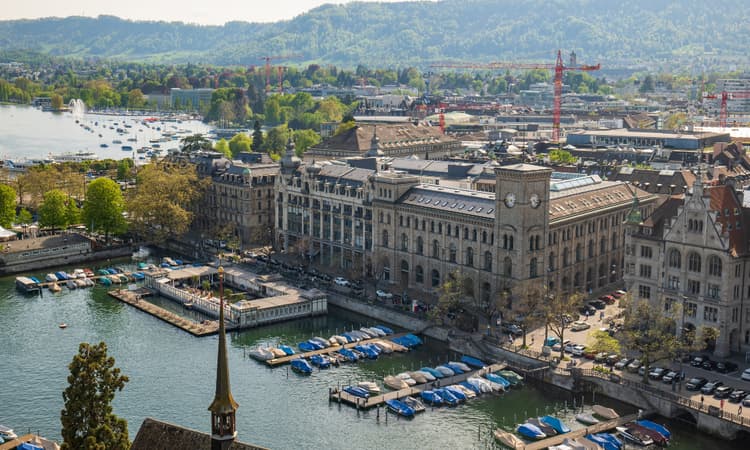 Thousands of Zurich city staff paid double salaries after suspected glitch