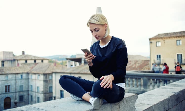 Switzerland takes step towards capping unwanted roaming charges