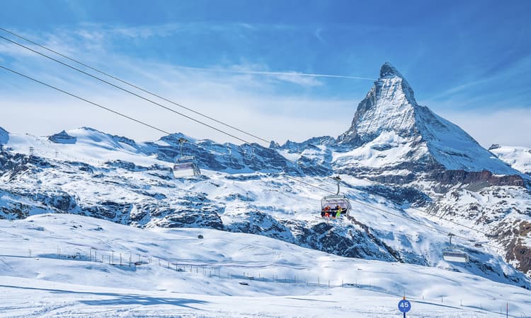 Cost of ski passes to rise in Switzerland, survey reveals