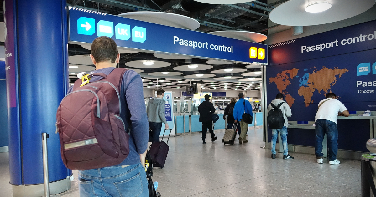 Chaotic EES border rollout prompts EU to delay ETIAS until 2027
