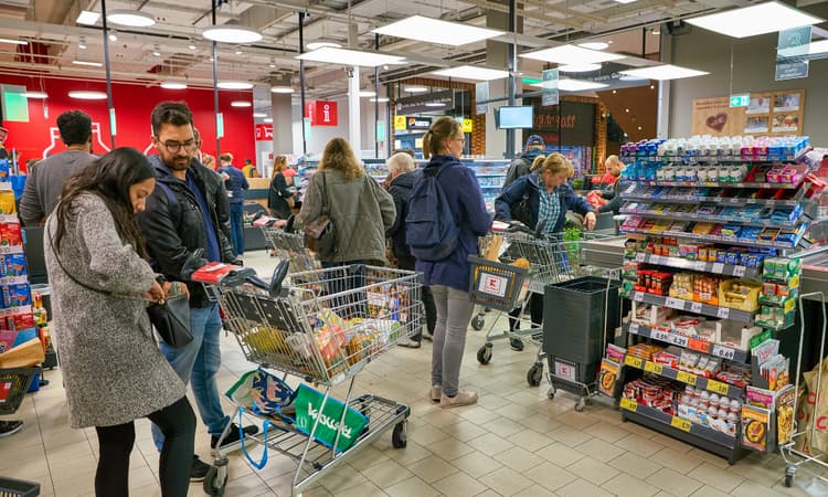 Swiss cross-border shopping: Which essentials are worth buying in Germany?