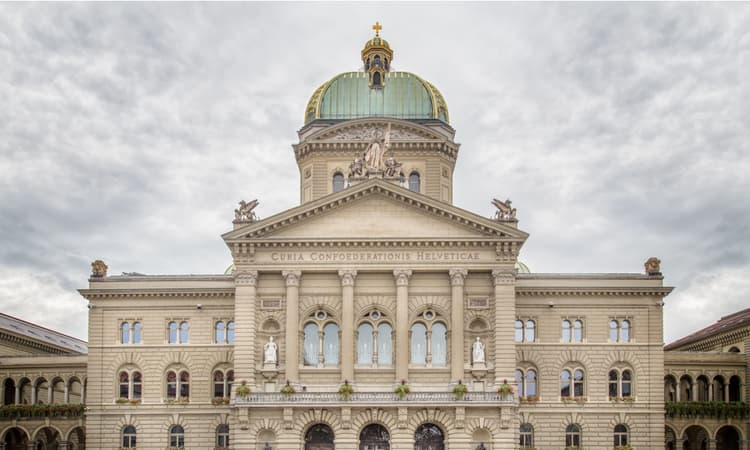 Swiss parliament starts autumn session: 5 most important issues