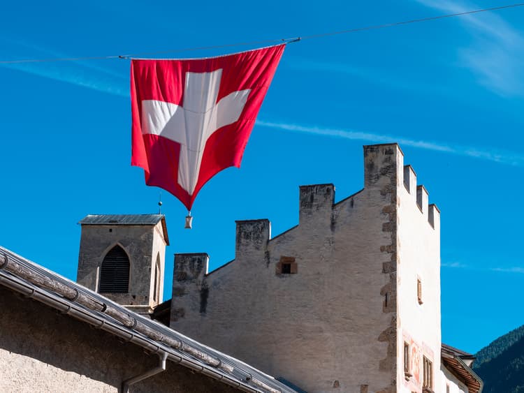 Switzerland Tourism may not be promoted in US and China for climate reasons