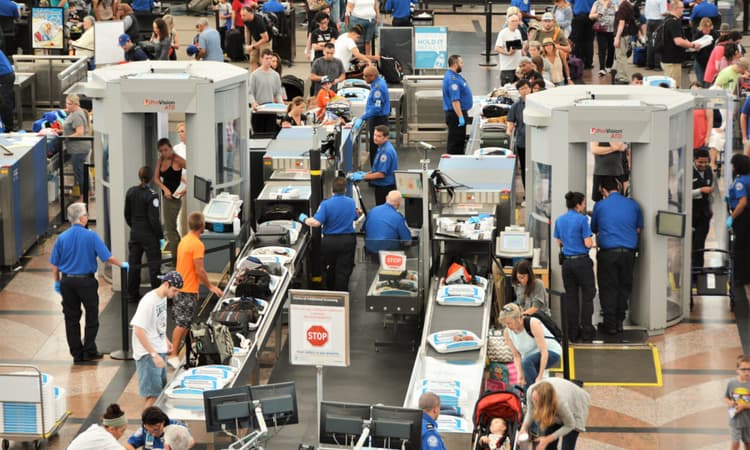 Swiss hacker from Lucerne hacks US no-fly list out of boredom