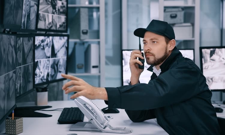 [Video] Swiss firm introduces robot security guards 