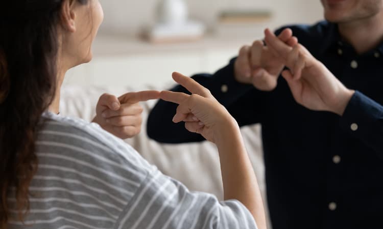 Swiss Federal Council moves to legally recognise sign languages
