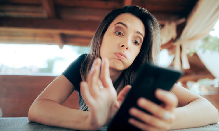 Automated love: Swiss company offers ghostwriting services for dating apps