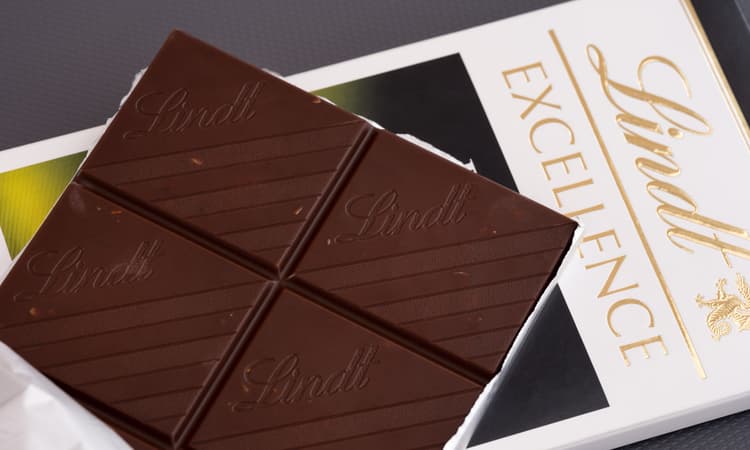 Lindt chocolates containing metals face US lawsuit over "excellence" label