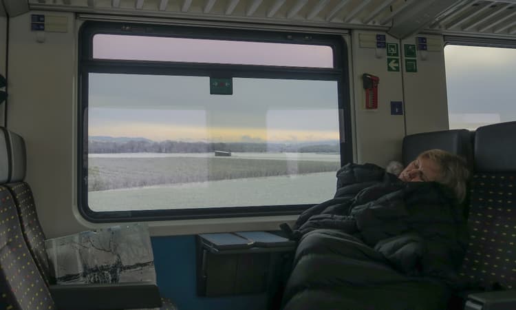 SBB to run special early morning service to Geneva Airport this Christmas
