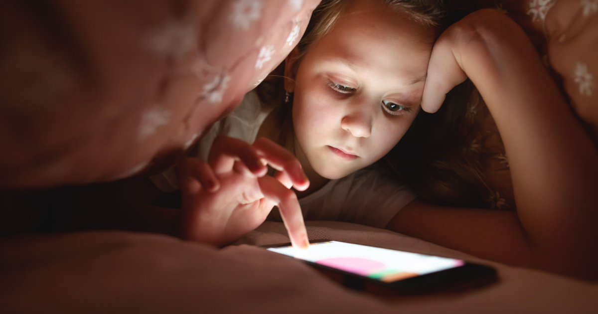 Child on Social Media Germany