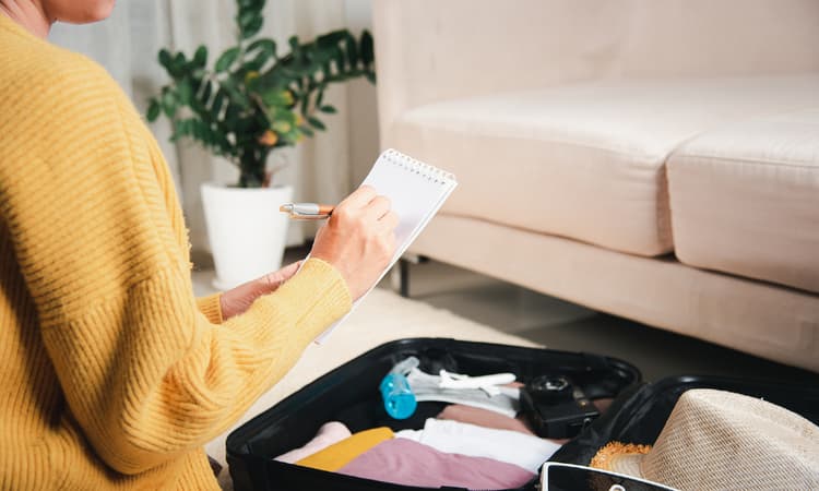 Documents you should bring with you when moving to Switzerland